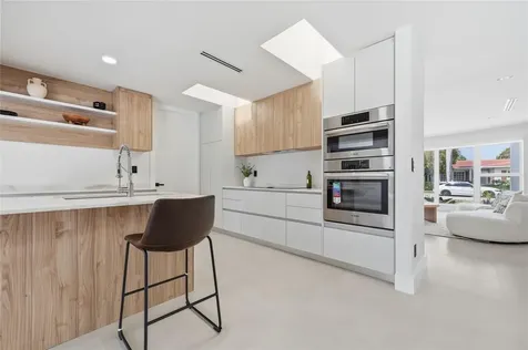 1850 NE 197th Terrace Miami FL 33179