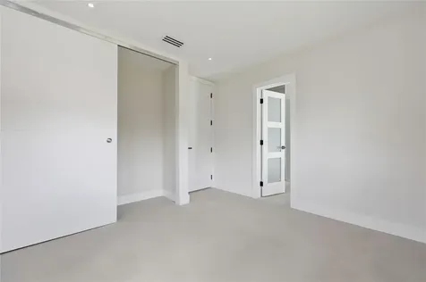 1850 NE 197th Terrace Miami FL 33179