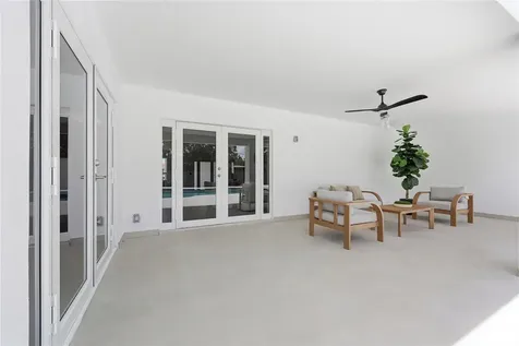 1850 NE 197th Terrace Miami FL 33179