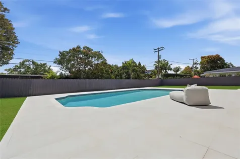 1850 NE 197th Terrace Miami FL 33179