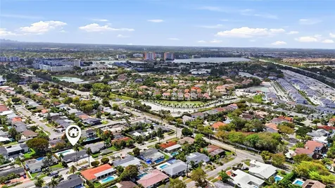 1850 NE 197th Terrace Miami FL 33179