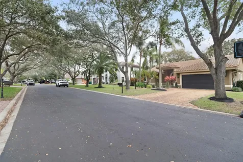 6430 NW 98th Lane Parkland FL 33076