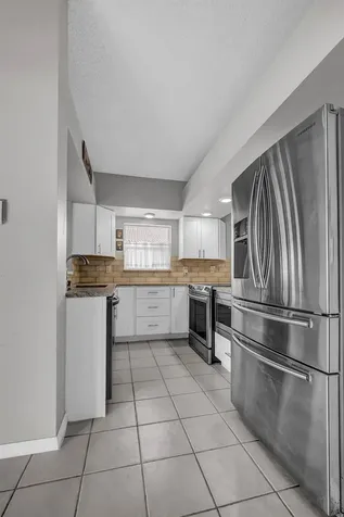 11001 Lakemore Lane Boca Raton FL 33498