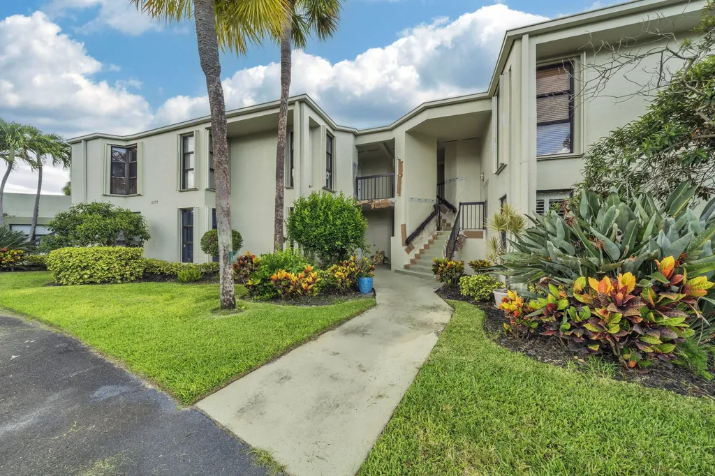 6371 La Costa Drive Boca Raton FL 33433