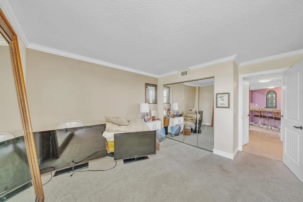 6371 La Costa Drive Boca Raton FL 33433