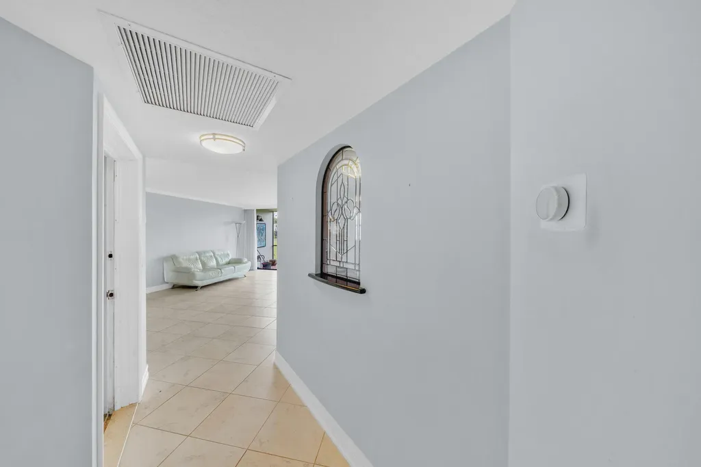 6371 La Costa Drive Boca Raton FL 33433