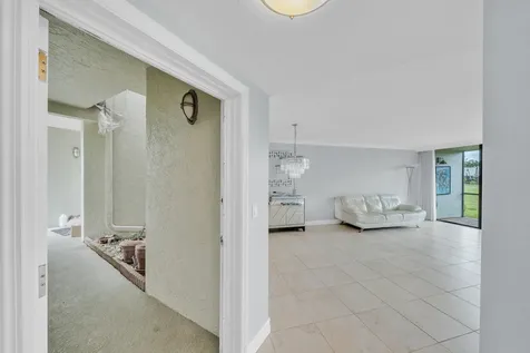 6371 La Costa Drive Boca Raton FL 33433