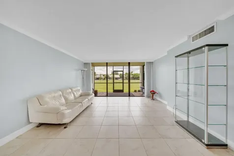 6371 La Costa Drive Boca Raton FL 33433