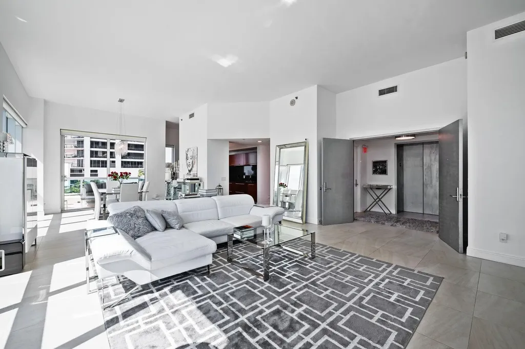 101 S Fort Lauderdale Beach Boulevard Fort Lauderdale FL 33316