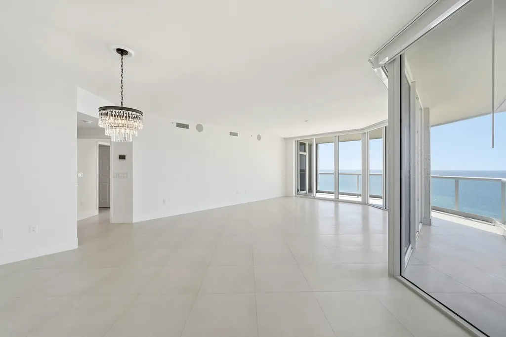 6051 N Ocean Drive Hollywood FL 33019