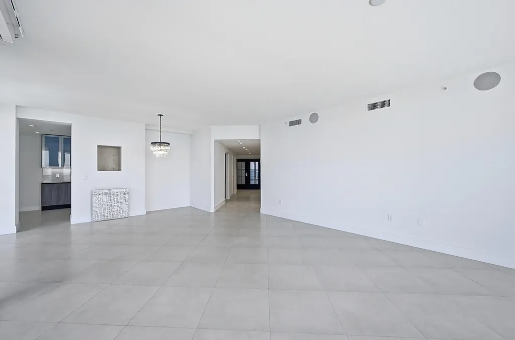6051 N Ocean Drive Hollywood FL 33019