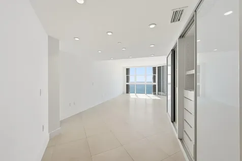6051 N Ocean Drive Hollywood FL 33019