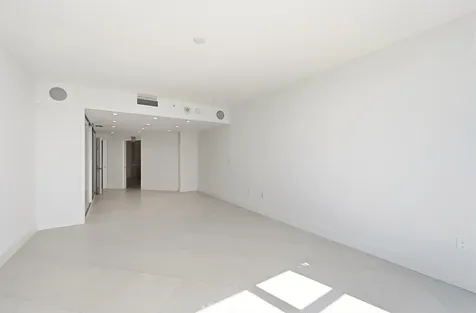 6051 N Ocean Drive Hollywood FL 33019
