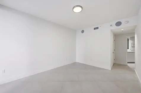 6051 N Ocean Drive Hollywood FL 33019