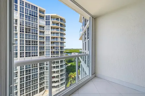 6051 N Ocean Drive Hollywood FL 33019