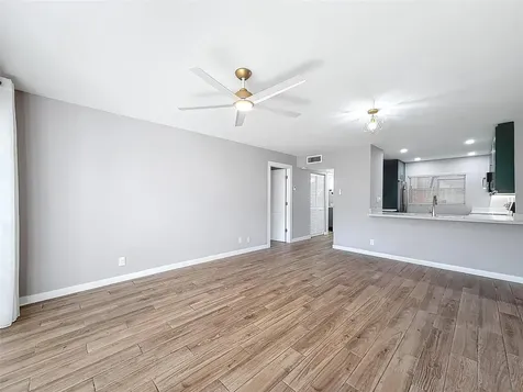 8818 W Mcnab Road Tamarac FL 33321