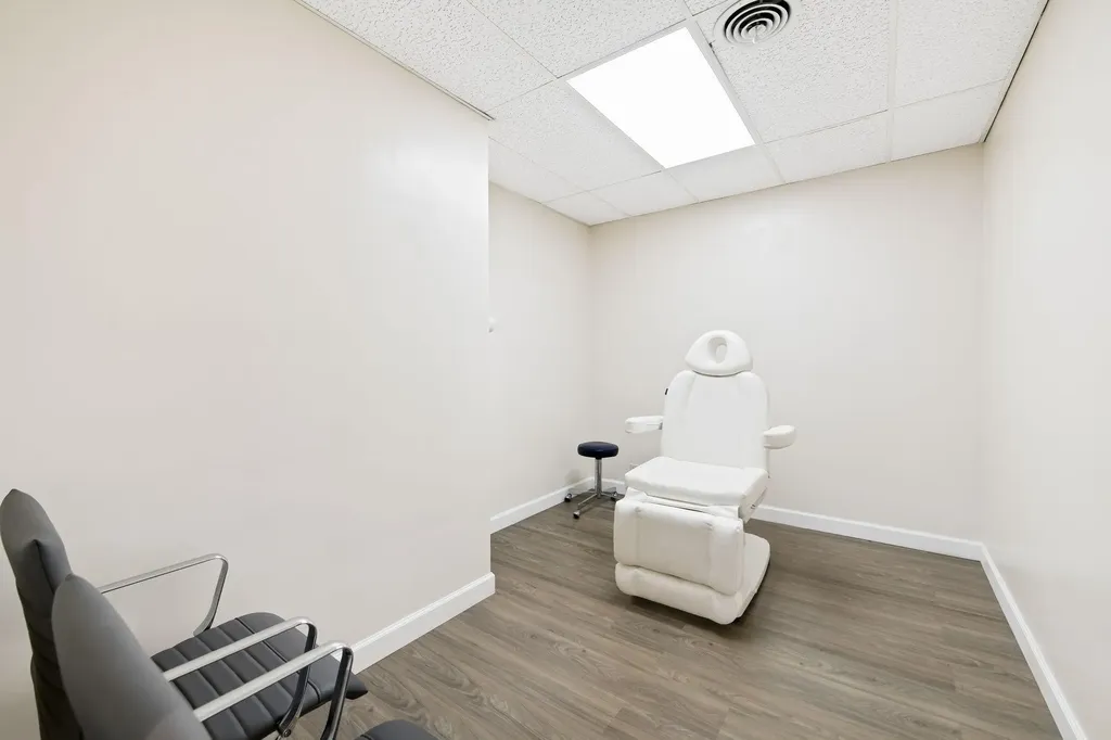 1130 Bayview Drive Fort Lauderdale FL 33304