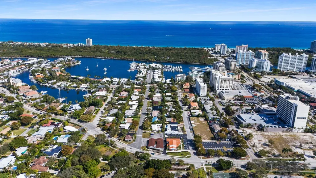 1130 Bayview Drive Fort Lauderdale FL 33304