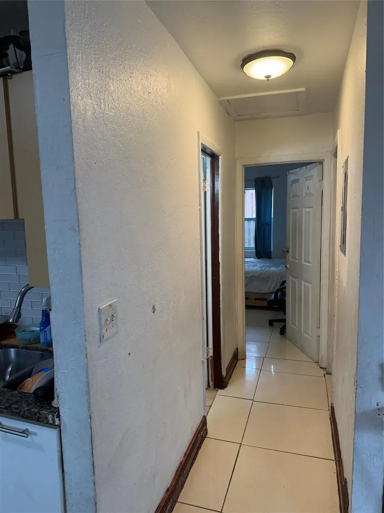 1028 NW 24th Street Miami FL 33127