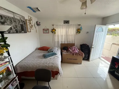 1028 NW 24th Street Miami FL 33127