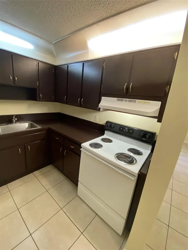1856 NW 52nd Avenue Lauderhill FL 33313