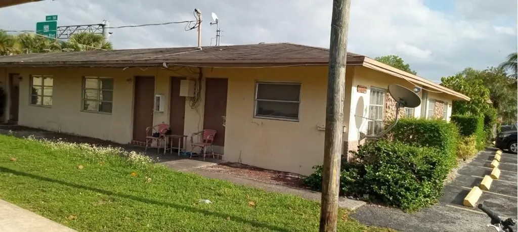 1856 NW 52nd Avenue Lauderhill FL 33313