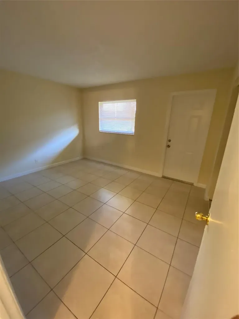 1856 NW 52nd Avenue Lauderhill FL 33313