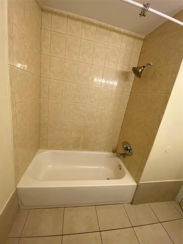 1856 NW 52nd Avenue Lauderhill FL 33313