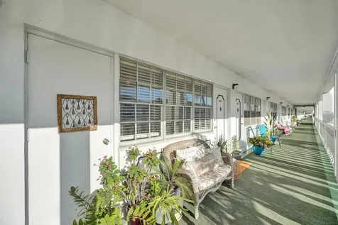 5201 NE 24 Fort Lauderdale FL 33308