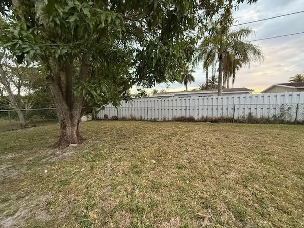 9180 NW 25th Court Sunrise FL 33322
