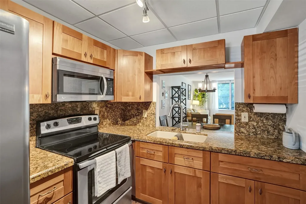 4025 N Federal Highway Fort Lauderdale FL 33308