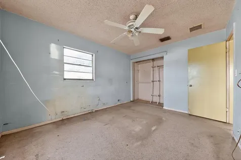 5669 S 35th Court Greenacres FL 33463