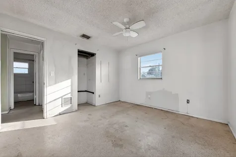 5669 S 35th Court Greenacres FL 33463