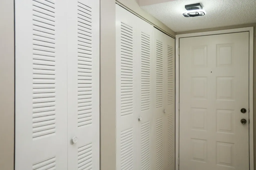 2228 N Cypress Bend Drive Pompano Beach FL 33069