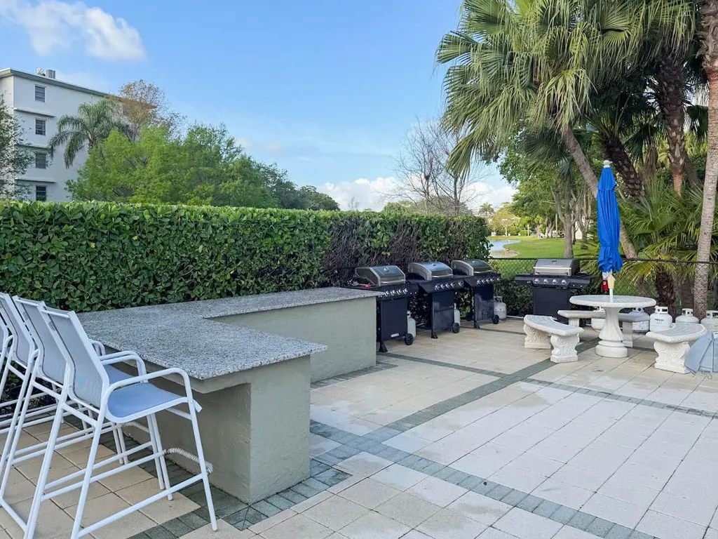 2228 N Cypress Bend Drive Pompano Beach FL 33069