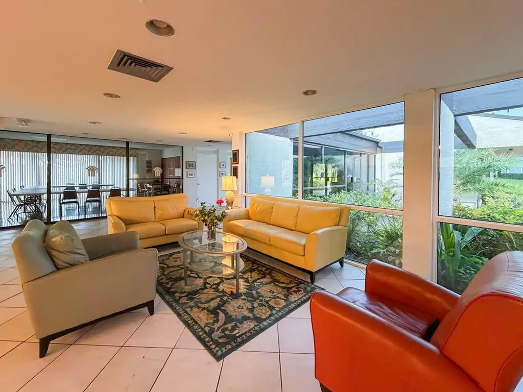 2228 N Cypress Bend Drive Pompano Beach FL 33069