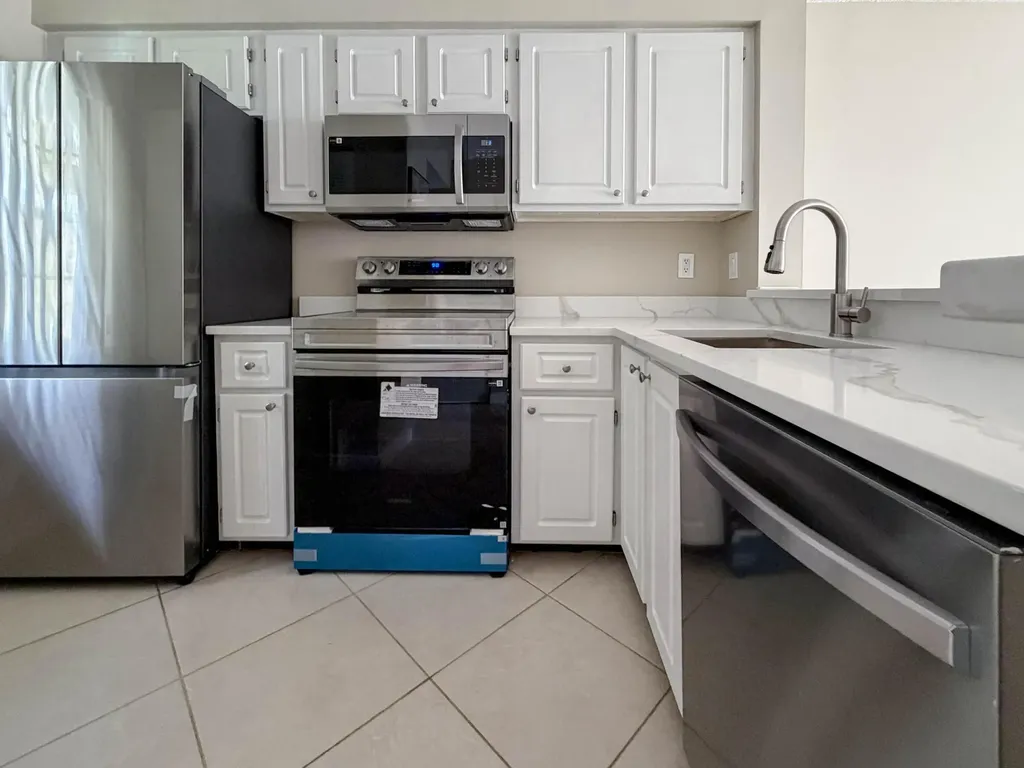 2228 N Cypress Bend Drive Pompano Beach FL 33069