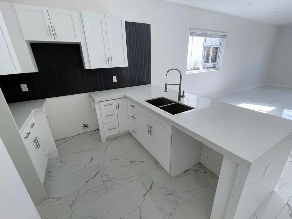 536 NW 13th Avenue Fort Lauderdale FL 33311