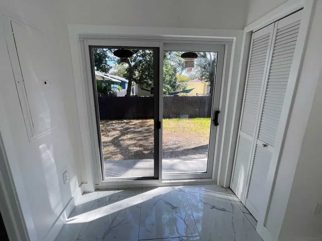 536 NW 13th Avenue Fort Lauderdale FL 33311