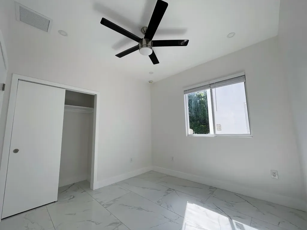 536 NW 13th Avenue Fort Lauderdale FL 33311