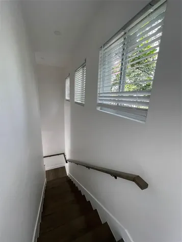 536 NW 13th Avenue Fort Lauderdale FL 33311