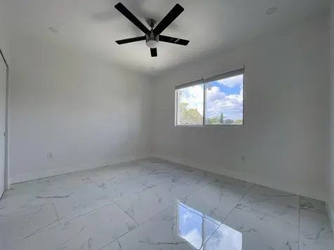 536 NW 13th Avenue Fort Lauderdale FL 33311