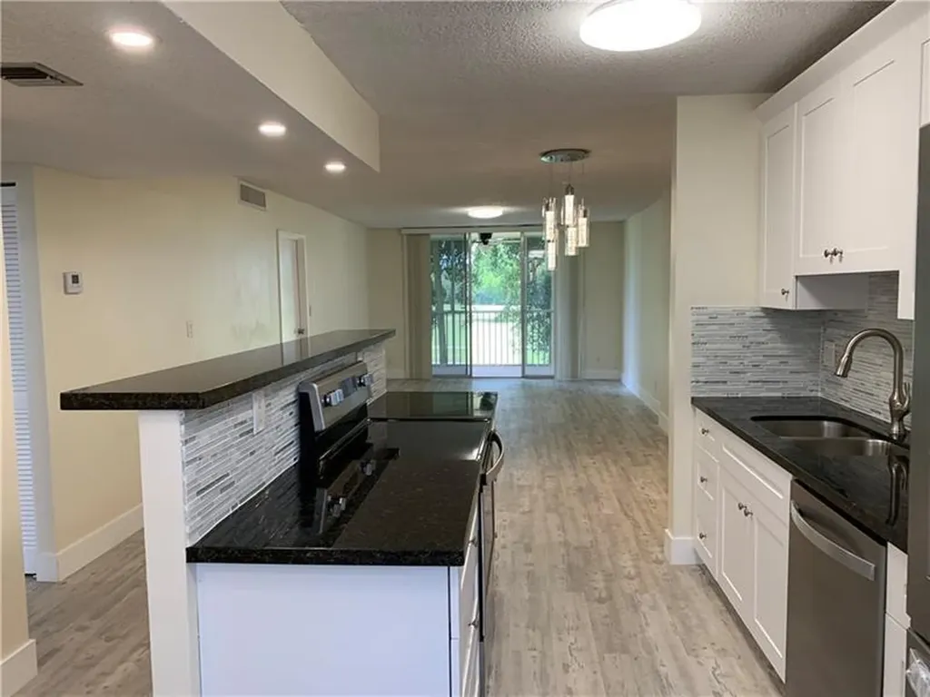 250 Jacaranda Drive Plantation FL 33324