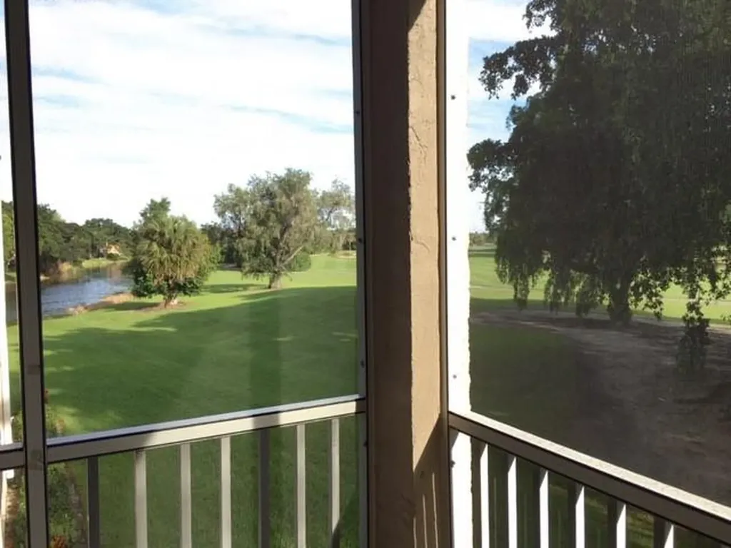 250 Jacaranda Drive Plantation FL 33324