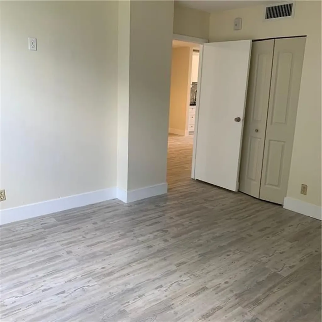 250 Jacaranda Drive Plantation FL 33324