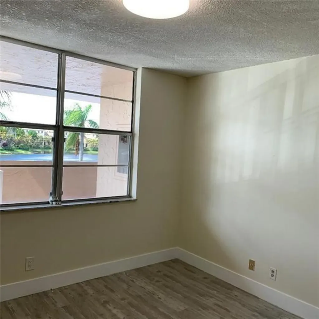 250 Jacaranda Drive Plantation FL 33324