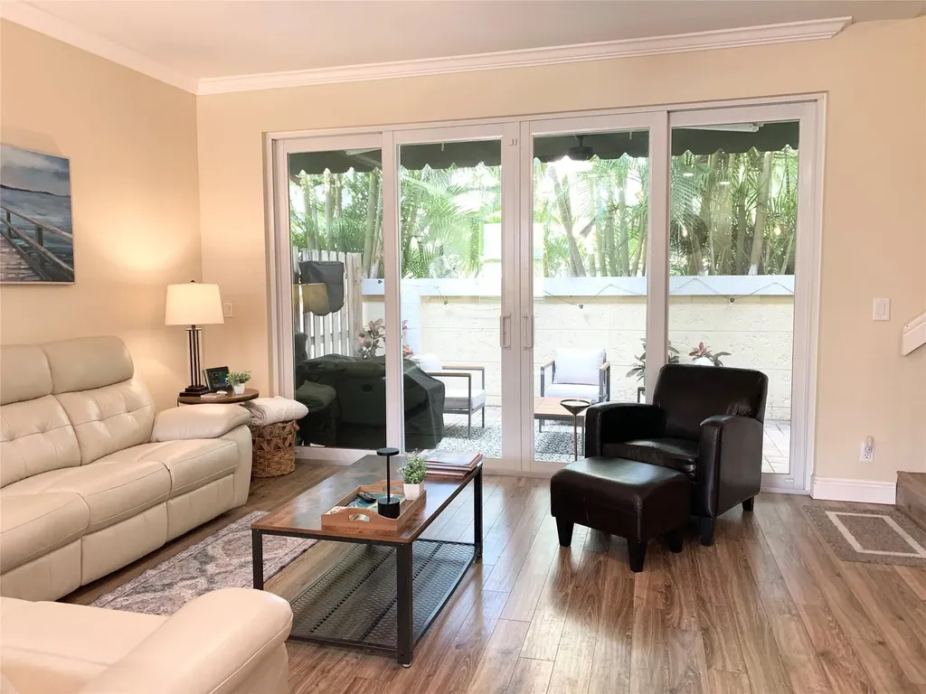 826 SE 4th Court Deerfield Beach FL 33441