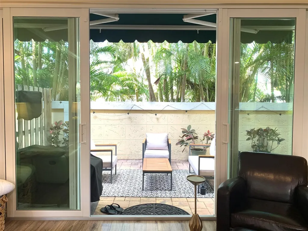 826 SE 4th Court Deerfield Beach FL 33441