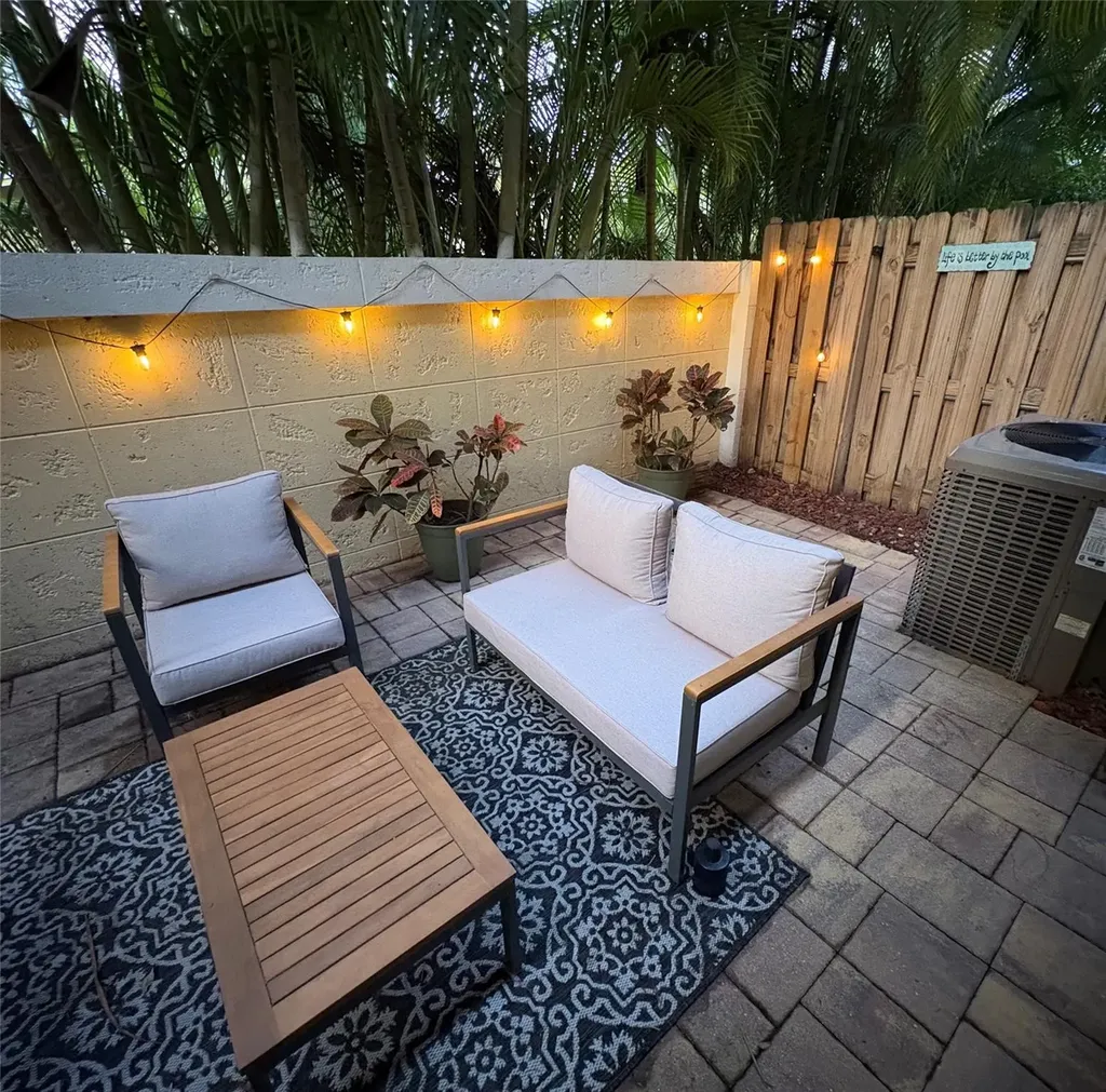 826 SE 4th Court Deerfield Beach FL 33441