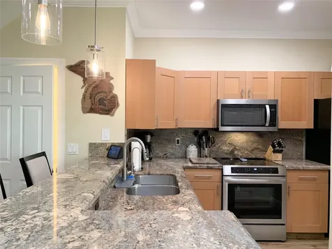826 SE 4th Court Deerfield Beach FL 33441